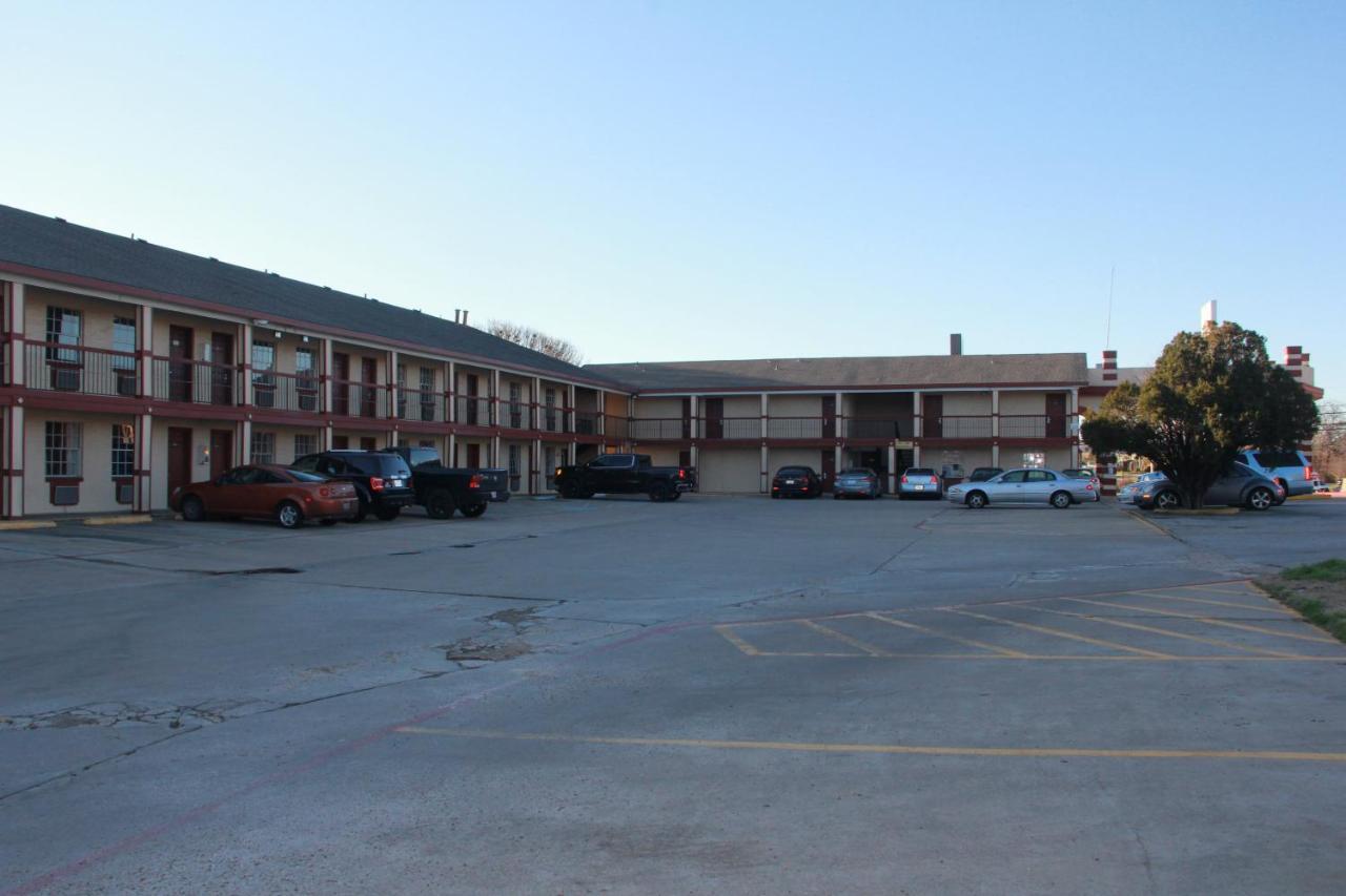 Sherman Inn Exterior photo