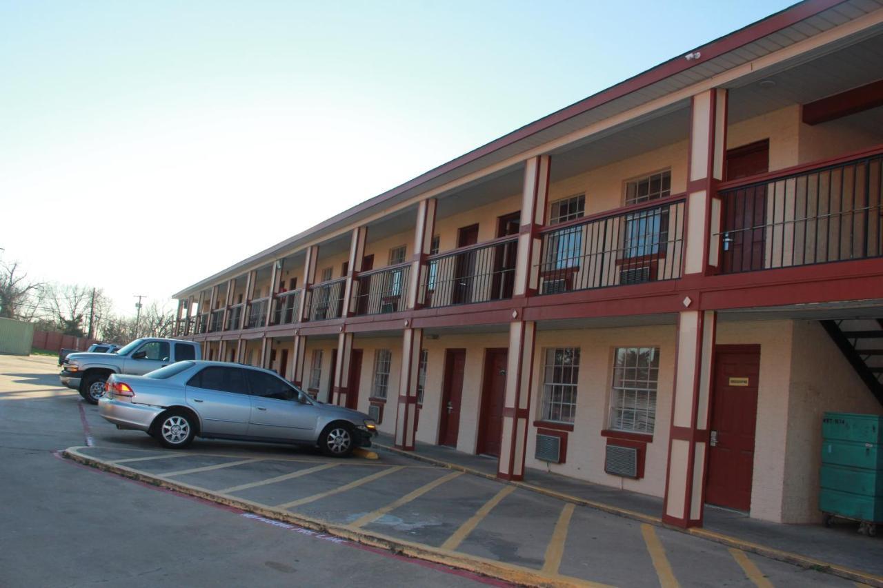 Sherman Inn Exterior photo