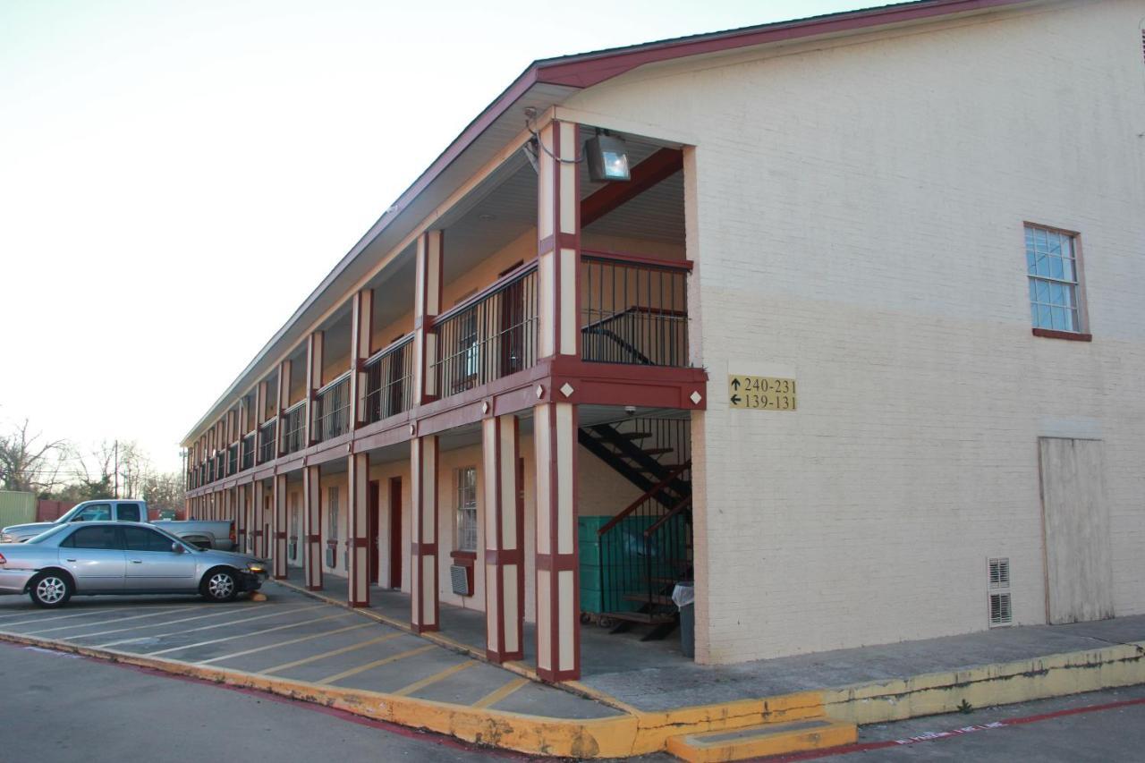 Sherman Inn Exterior photo