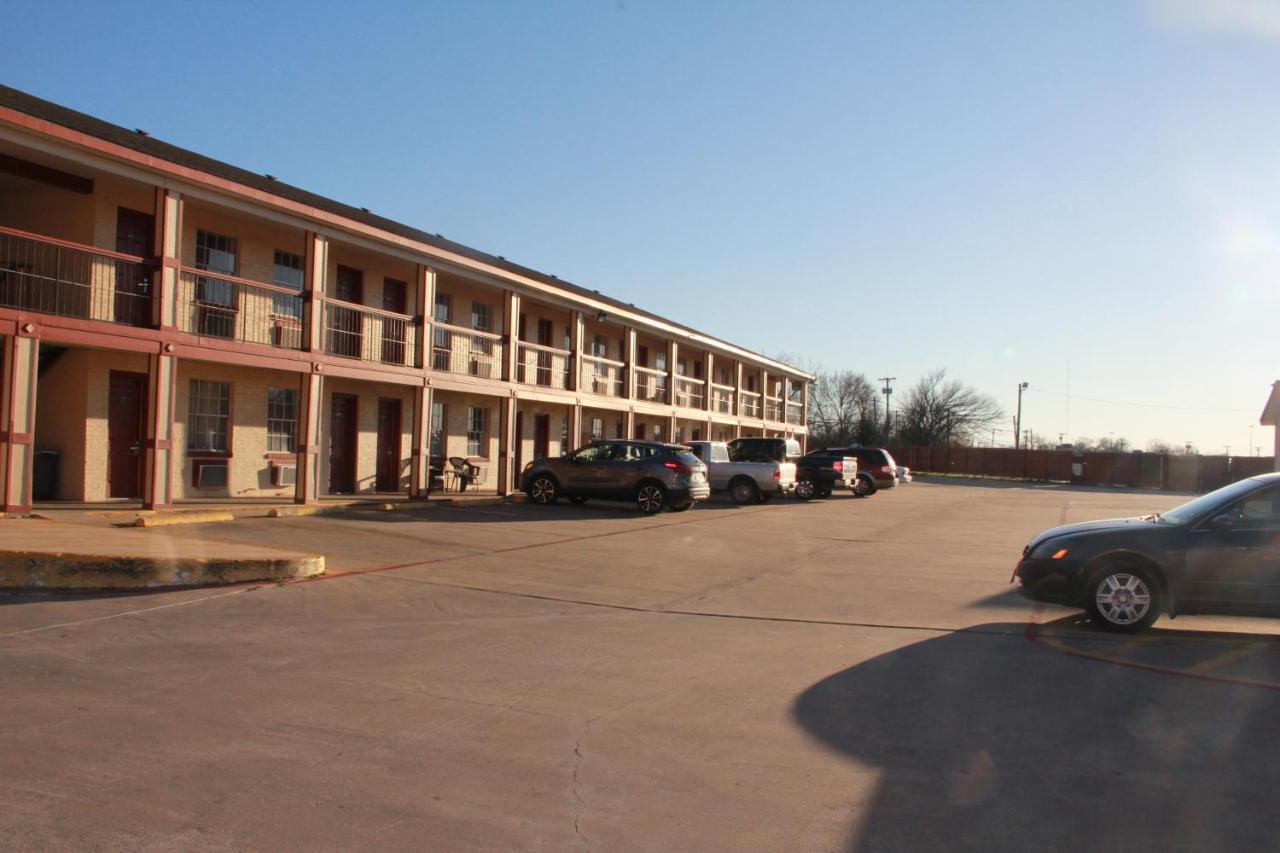 Sherman Inn Exterior photo